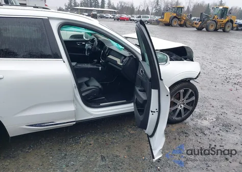 2018 Volvo Xc60 T5 Inscription из США, поврежденный, VIN YV4102RL0J1046336